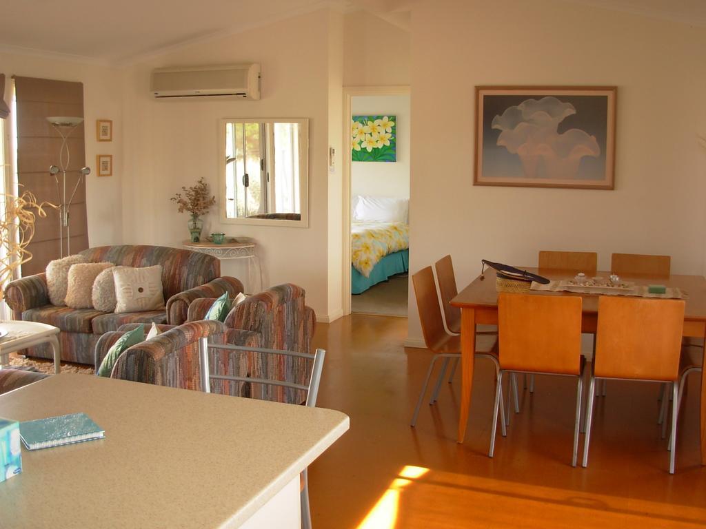 Linger Longer Cottages Port Elliot Rum bild