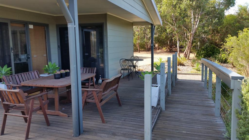 Linger Longer Cottages Port Elliot Exteriör bild